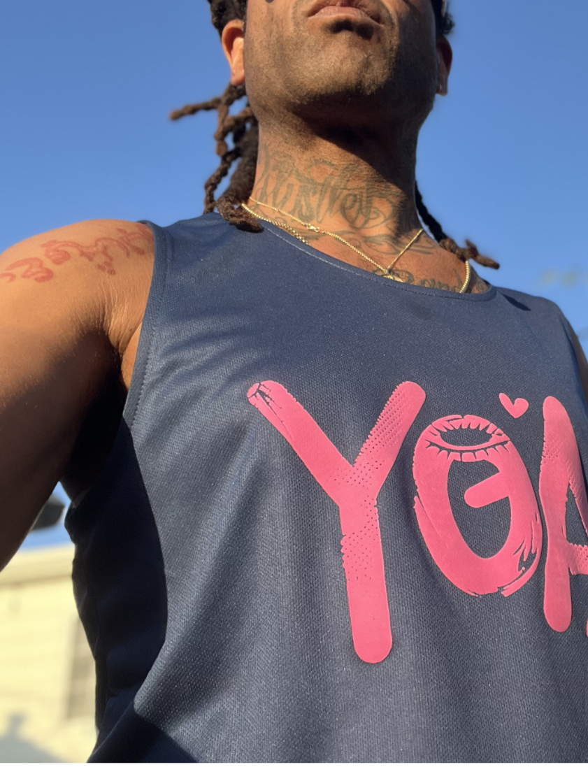 Y O A RAISED SILKY SPORTS TANK