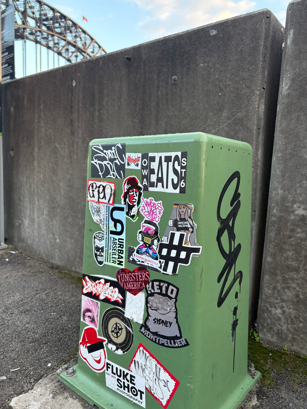 LOVE ALL DAY STICKERS