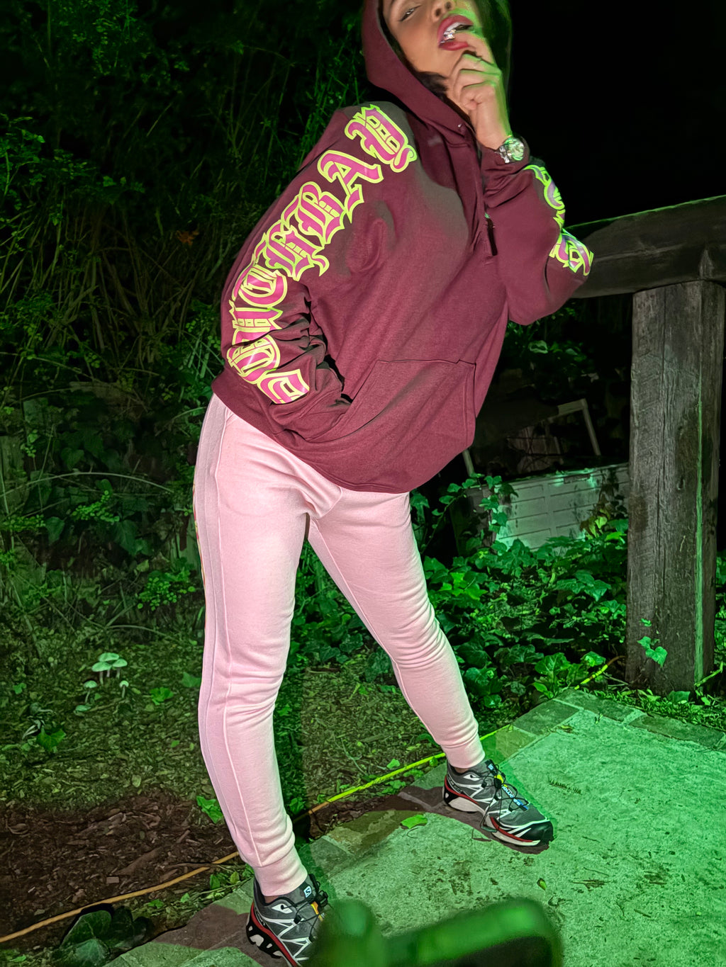 SOUTH BAY QUEEN PIN SWEATSUIT